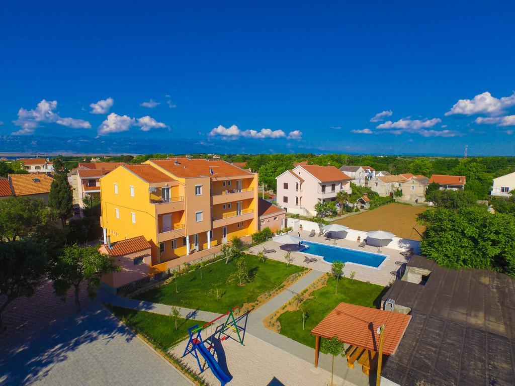 Apartments Bonex Privlaka  Extérieur photo